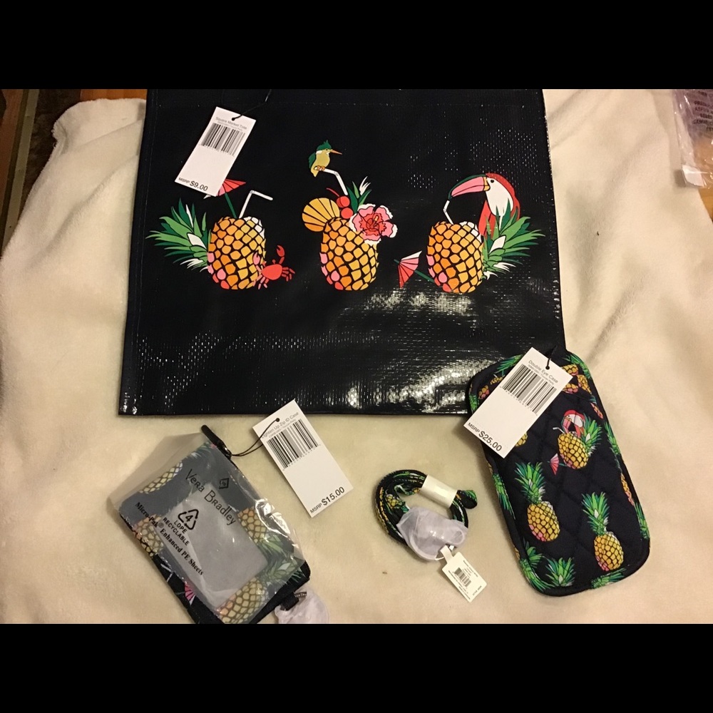 NWT Vera Bradley Bundle “Toucan Party” Lighten up